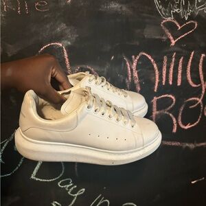 all white alexander mcqueens